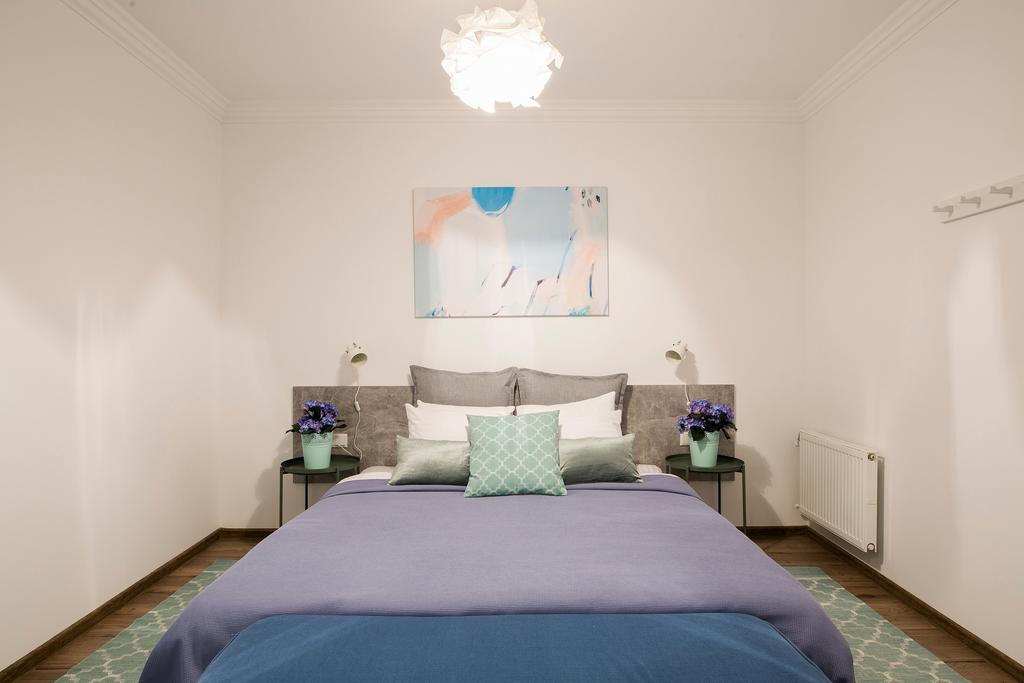 St.Roland Livu Square Apartment รีกา ภายนอก รูปภาพ