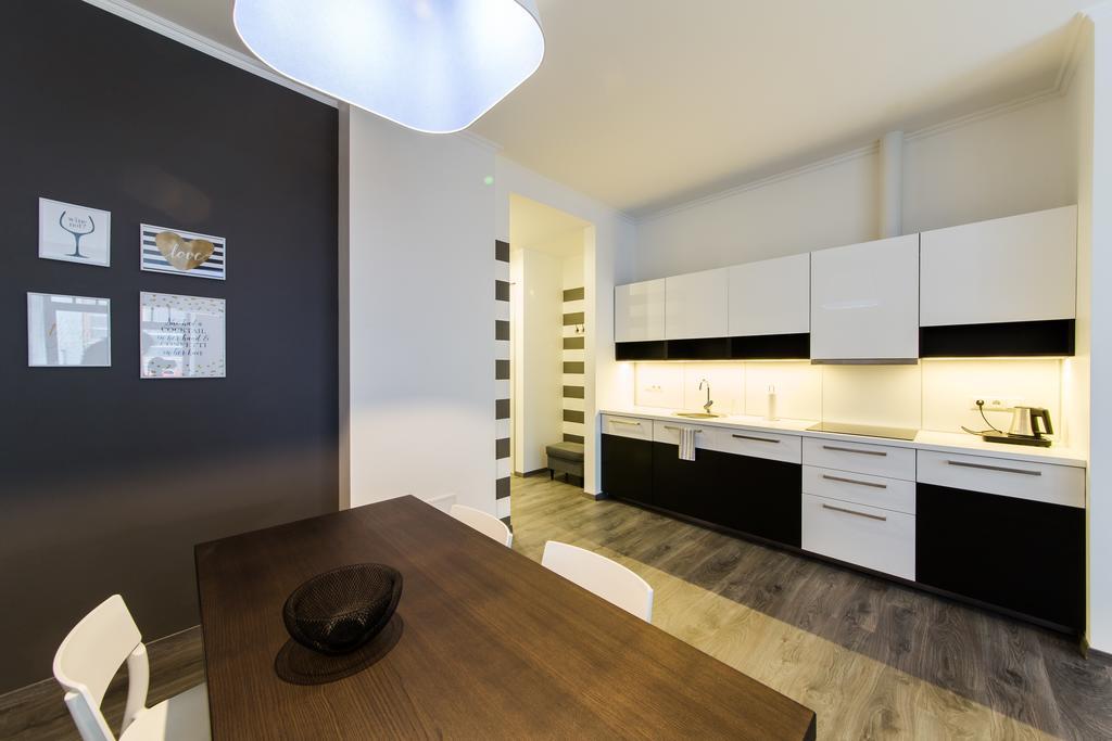 St.Roland Livu Square Apartment รีกา ภายนอก รูปภาพ