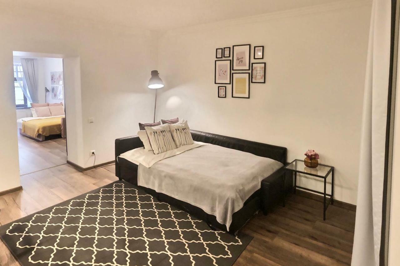 St.Roland Livu Square Apartment รีกา ภายนอก รูปภาพ