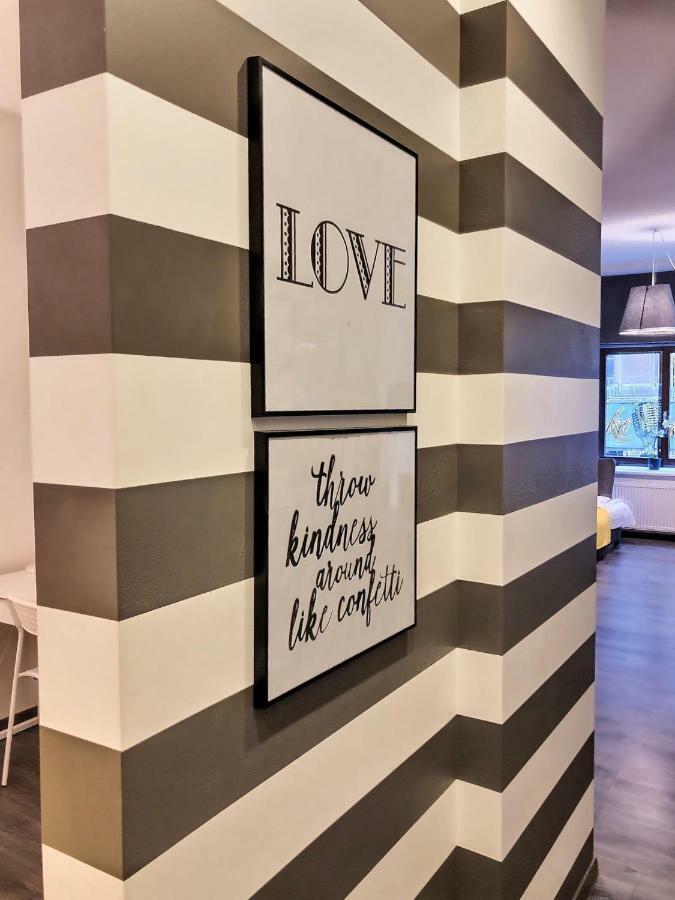 St.Roland Livu Square Apartment รีกา ภายนอก รูปภาพ